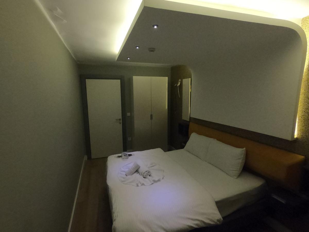 Corner Park Suite Hotel อิสตันบูล ภายนอก รูปภาพ